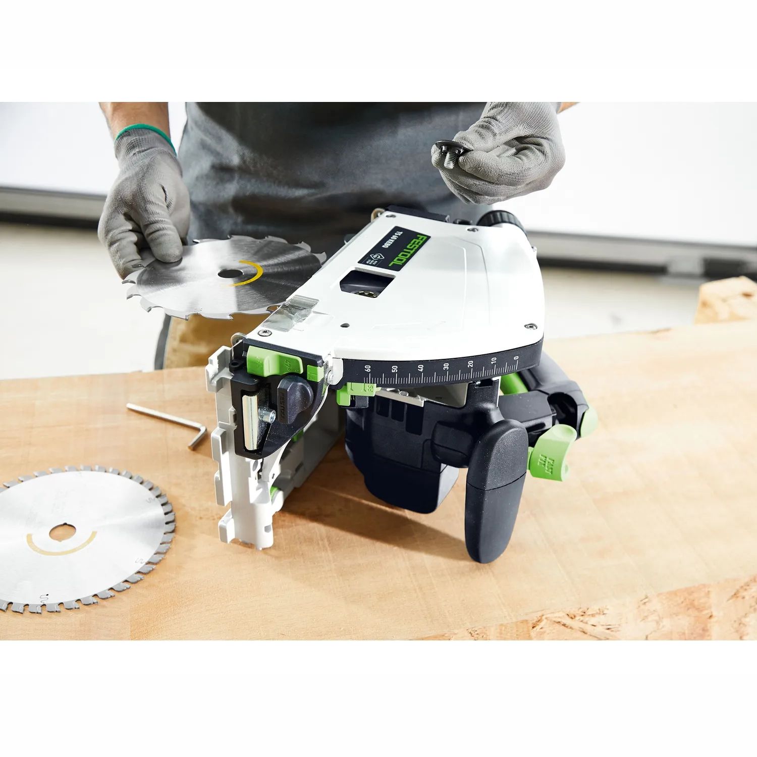 FESTOOL TS 60 KEBQ-Plus Plunge-Cut Saw in Systainer