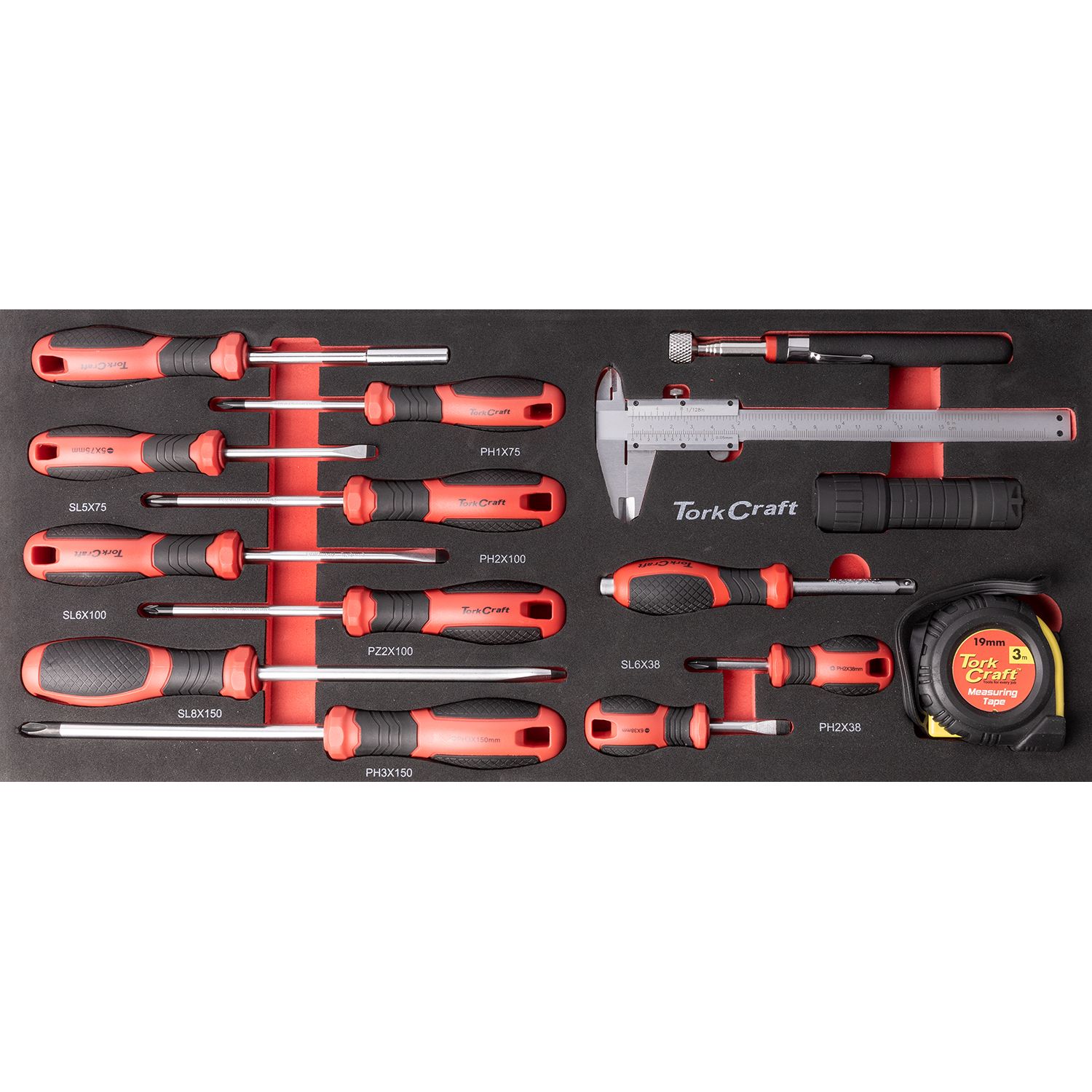 TORK CRAFT 154-Piece 3-Drawer Track Box Tool Set 535 x 255 x 315mm TCTB154