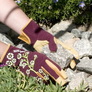 Ladies Slim Fit Small Garden Gloves Maroon