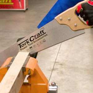Hand Saw 550mm 7tpi 0.9mm Temp. Blade Wood Handle